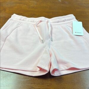 Lululemon scuba high rise short 5”